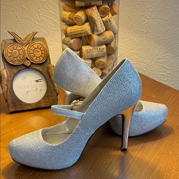 Silver Sparkle 4” High Heels - Picture 2 of 5